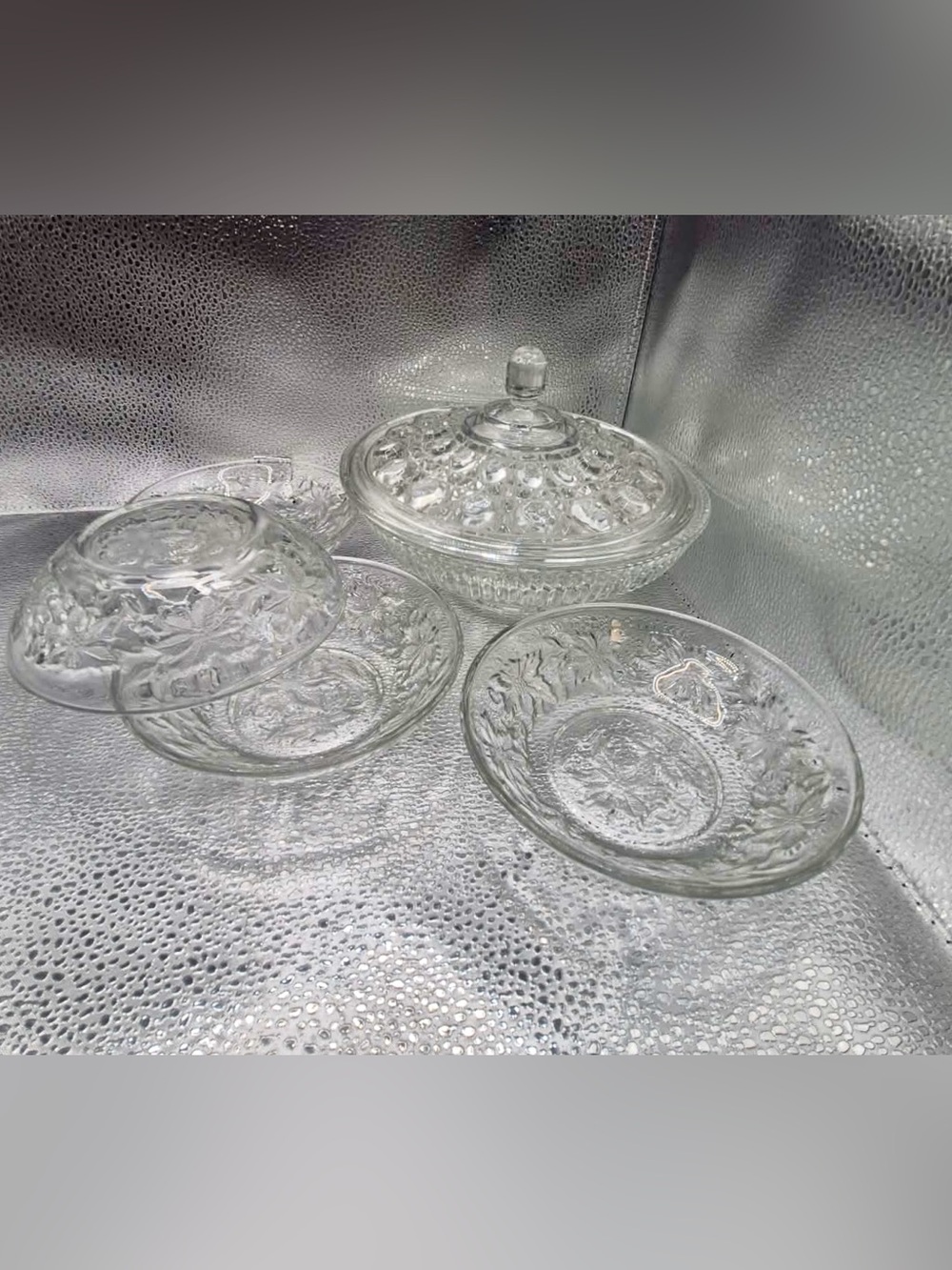 Vintage Pressed Glass Lot 4 Fantasia Berry Bowls & Federal Windsor Lidded Dish